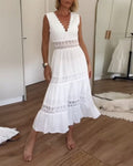 Amani | Elegant Lace V-Neck Midi Dress