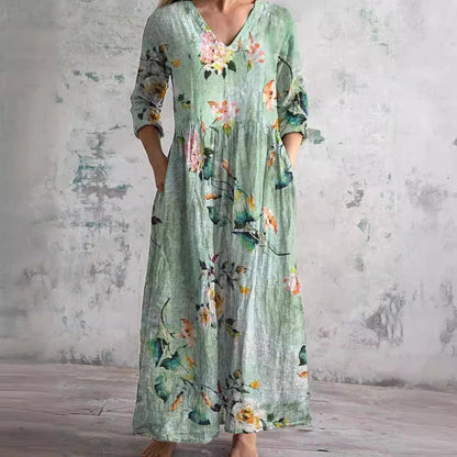 Alyvia | Summer Dress with V-Neck and Floral Pattern
