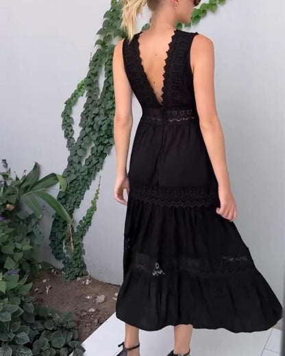 Amani | Elegant Lace V-Neck Midi Dress